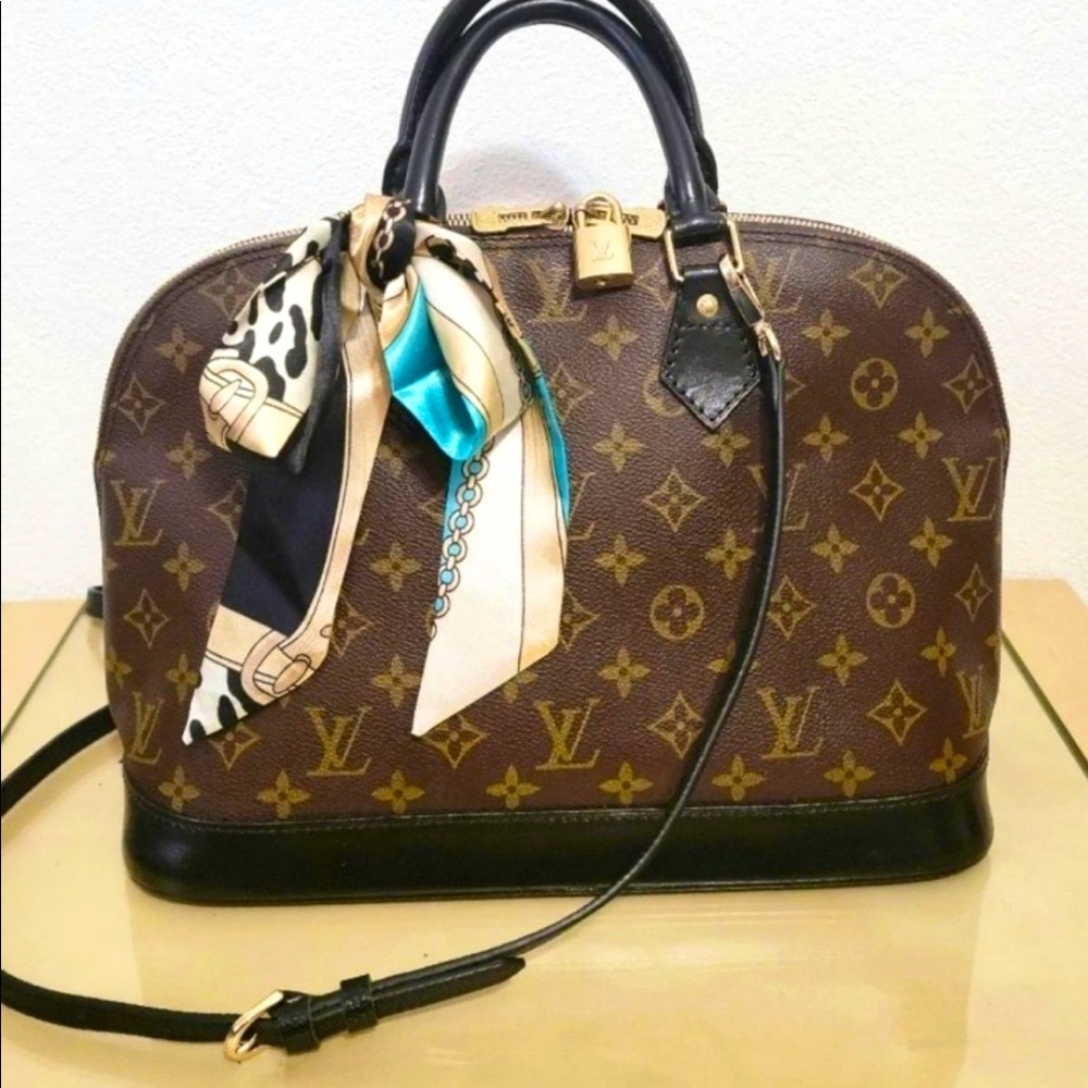 Louis Vuitton Alma PM vintage bag